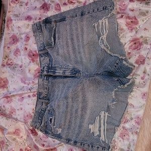 AMERICAN EAGLE FESTIVAL MOM SHORTS SIZE 20